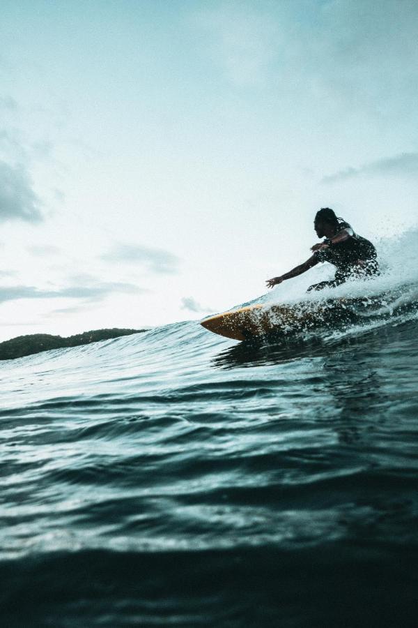 Sun - Surf Camp & * Sagres