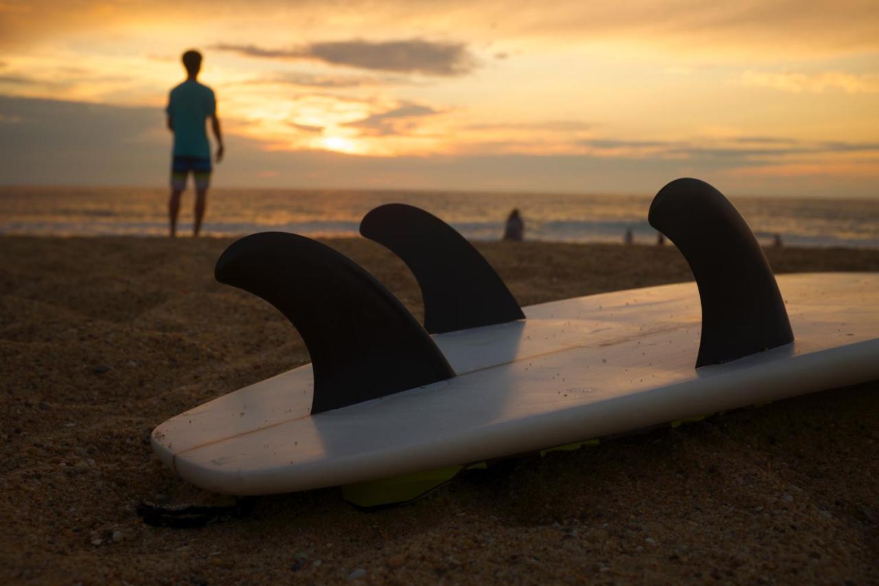 Sun - Surf Camp & Hostel