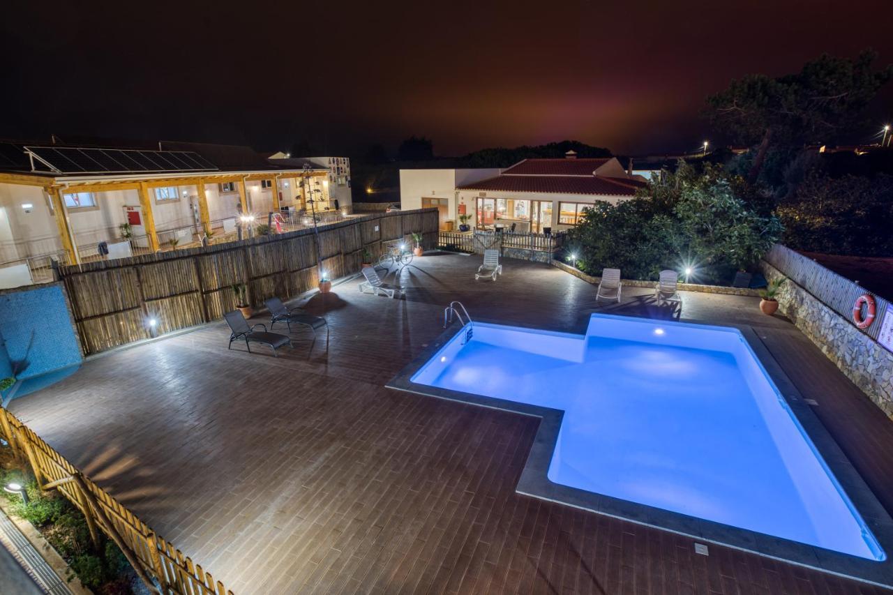 Sun - Surf Camp & Hostel