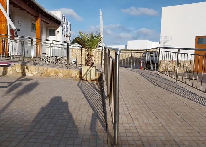 Sagres Sun Stay - Surf Camp & Hostel